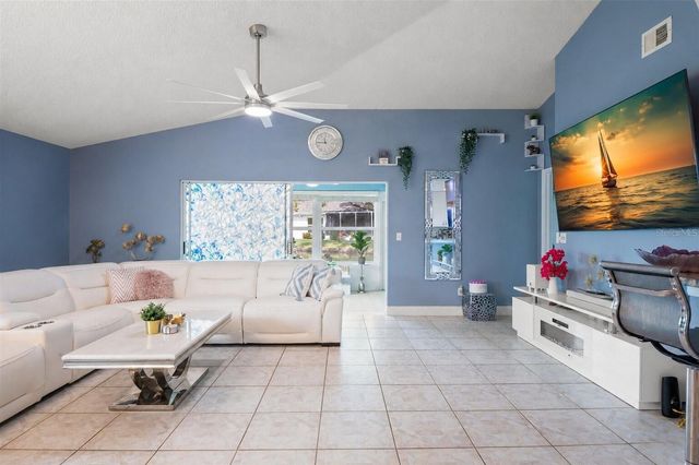 713 MANCHESTER WOODS DRIVE, Sun City Center, FL 33573