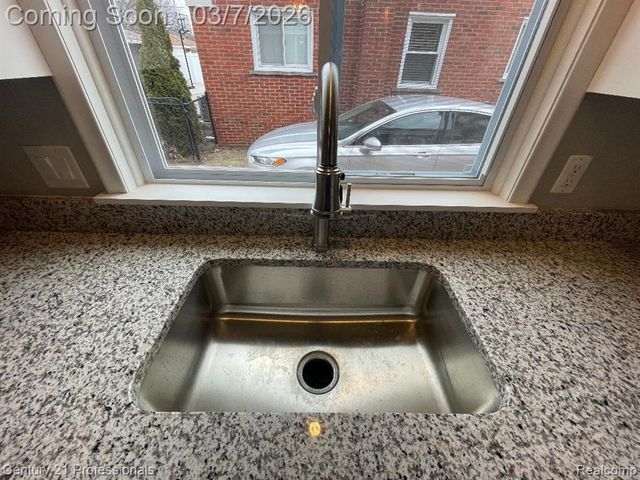 32912 Hees Street, Livonia, MI 48150