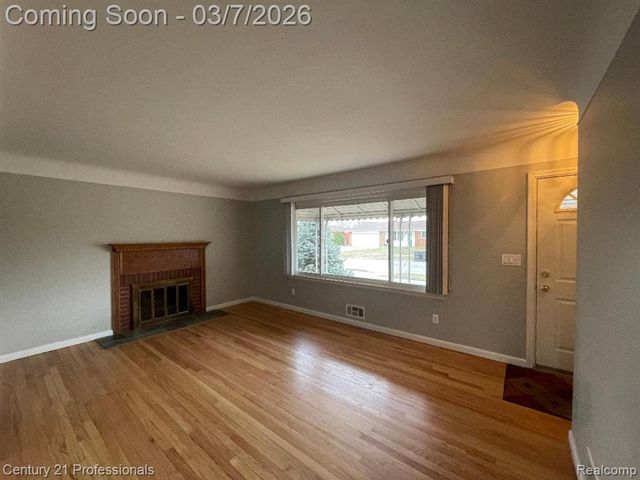 32912 Hees Street, Livonia, MI 48150