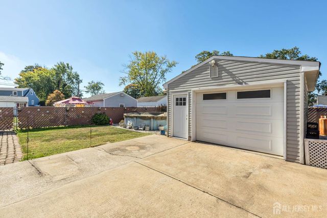 206 Plainfield Avenue, Edison, NJ 08817