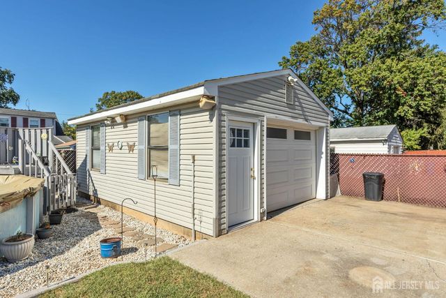 206 Plainfield Avenue, Edison, NJ 08817