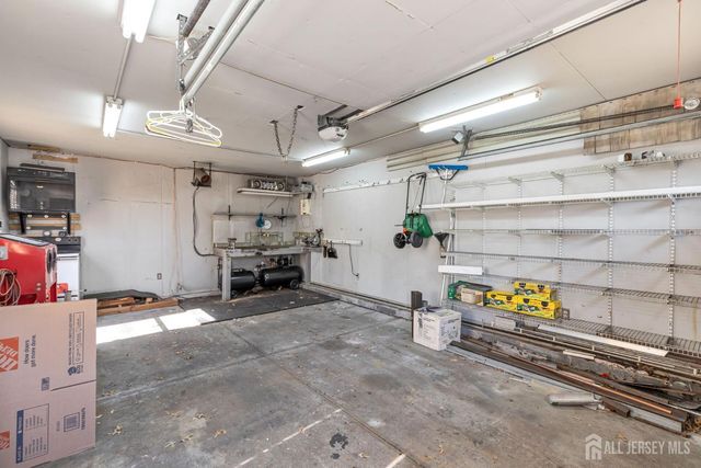 206 Plainfield Avenue, Edison, NJ 08817