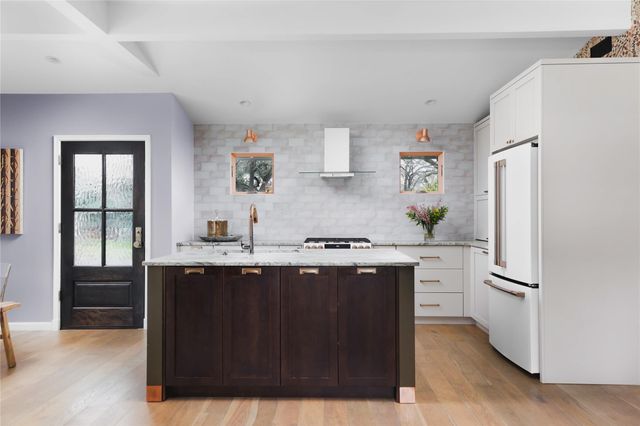 901 Wayside ST 2, Austin, TX 78703