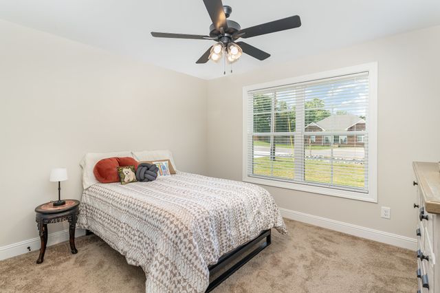 3019 Easy Goer Ln, Greenbrier, TN 37073