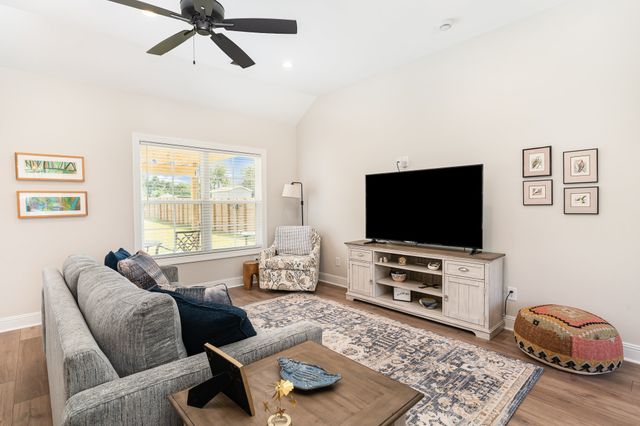 3019 Easy Goer Ln, Greenbrier, TN 37073