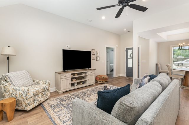3019 Easy Goer Ln, Greenbrier, TN 37073