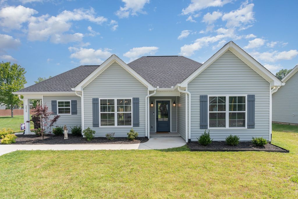 3019 Easy Goer Ln, Greenbrier, TN 37073