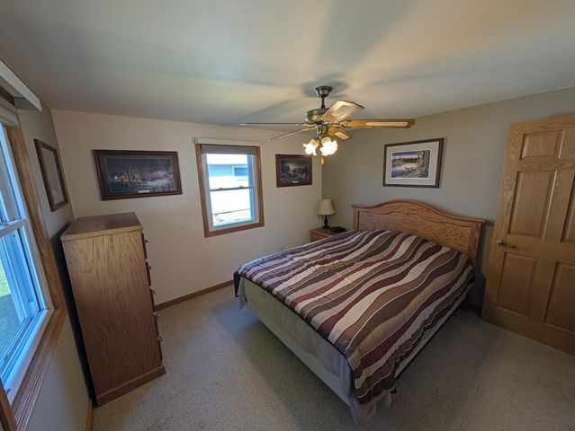 157 N LARK STREET, Oshkosh, WI 54902