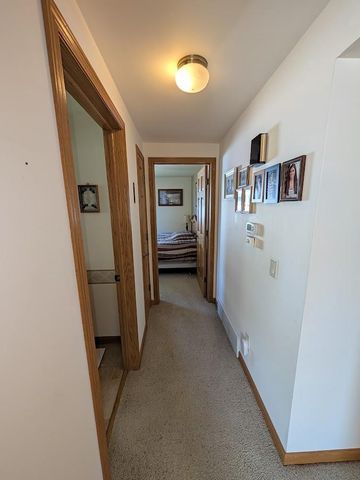 157 N LARK STREET, Oshkosh, WI 54902