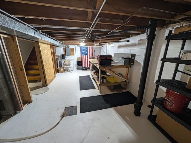157 N LARK STREET, Oshkosh, WI 54902