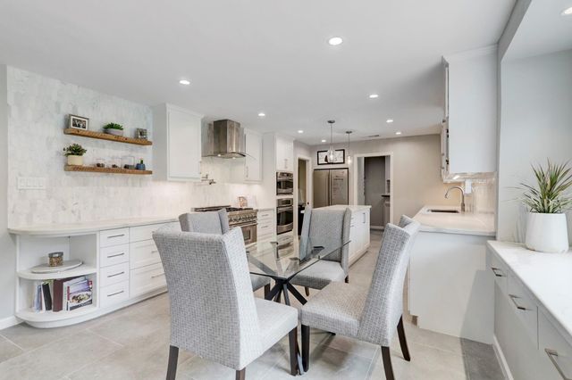 1618 Hillendahl Boulevard, Houston, TX 77055
