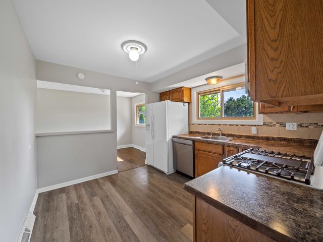 415 Tennyson Road, Bartlett, IL 60103
