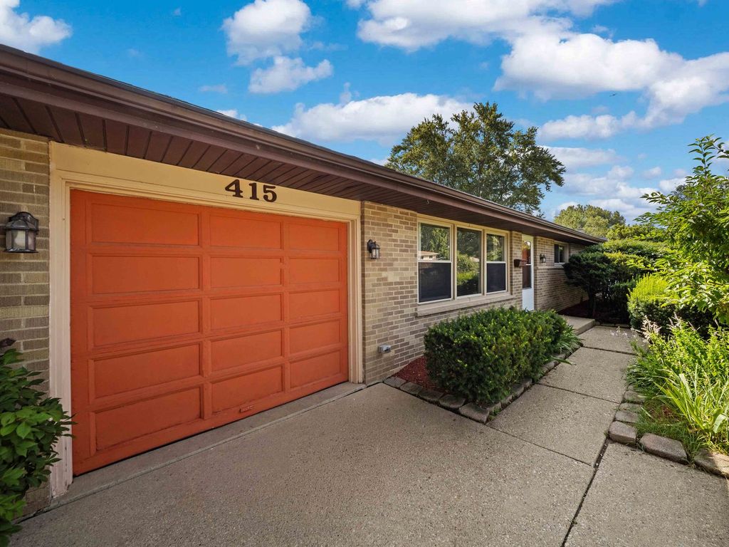 415 Tennyson Road, Bartlett, IL 60103