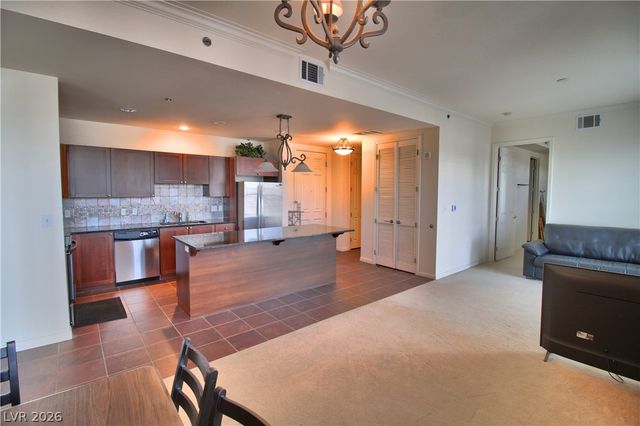 2405 West Serene Avenue 517, Las Vegas, NV 89123