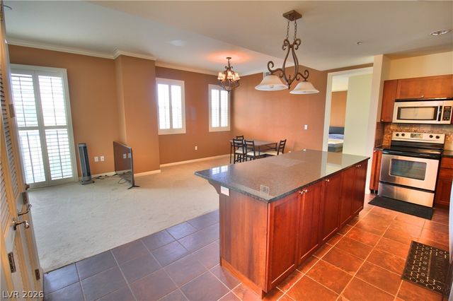 2405 West Serene Avenue 517, Las Vegas, NV 89123