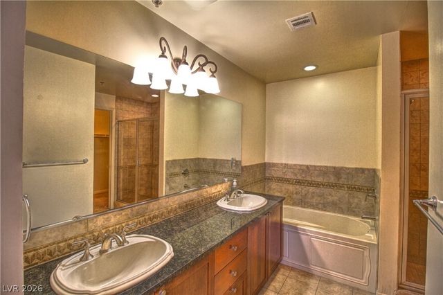 2405 West Serene Avenue 517, Las Vegas, NV 89123