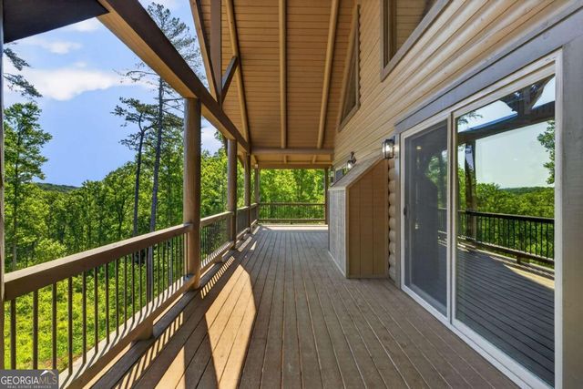 196 N Jakes Landing Way, Ellijay, GA 30540
