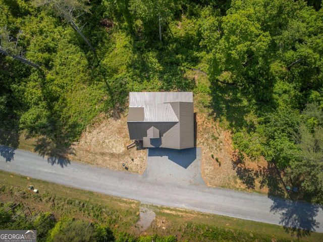196 N Jakes Landing Way, Ellijay, GA 30540