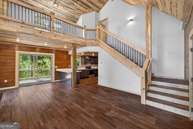 196 N Jakes Landing Way, Ellijay, GA 30540