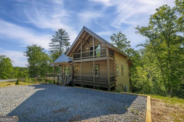 196 N Jakes Landing Way, Ellijay, GA 30540