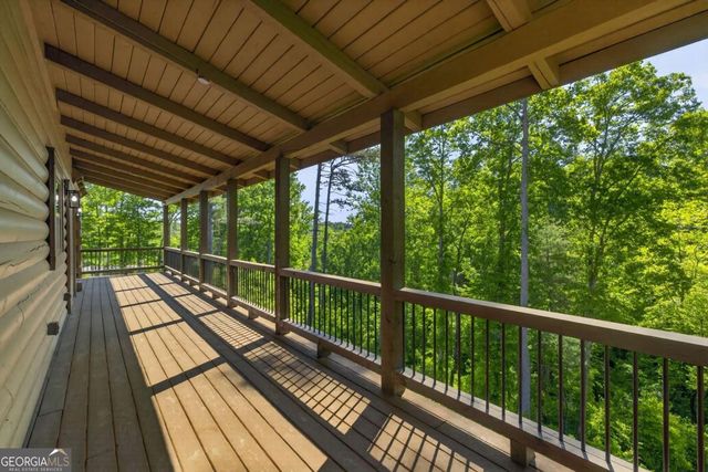 196 N Jakes Landing Way, Ellijay, GA 30540