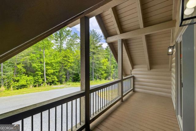 196 N Jakes Landing Way, Ellijay, GA 30540