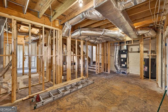 196 N Jakes Landing Way, Ellijay, GA 30540