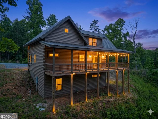 196 N Jakes Landing Way, Ellijay, GA 30540
