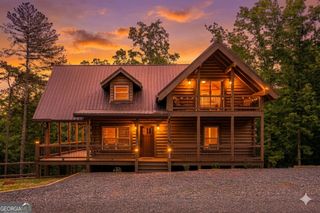 196 N Jakes Landing Way, Ellijay, GA 30540