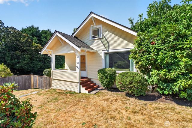906 SW 130th Street, Burien, WA 98146