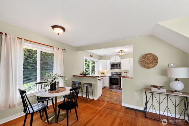 906 SW 130th Street, Burien, WA 98146