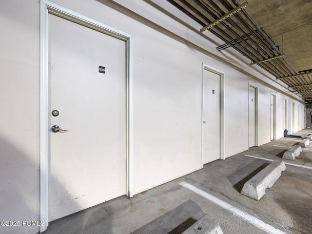 6785 N 2200 Apt 206, Park City, UT 84098