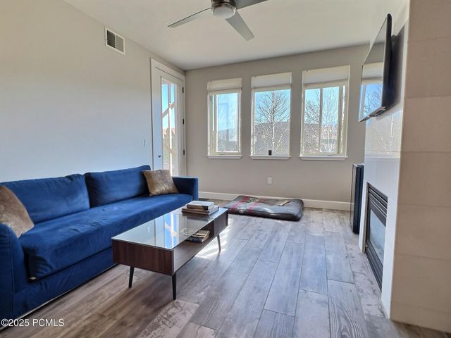 6785 N 2200 Apt 206, Park City, UT 84098