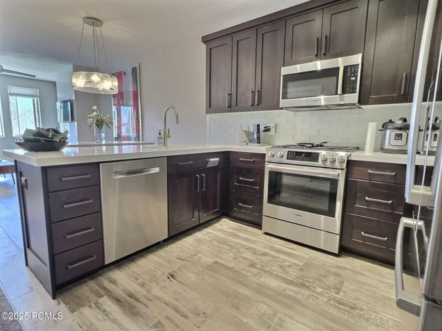 6785 N 2200 Apt 206, Park City, UT 84098