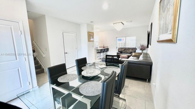 2677 SE 13th Court, Homestead, FL 33035