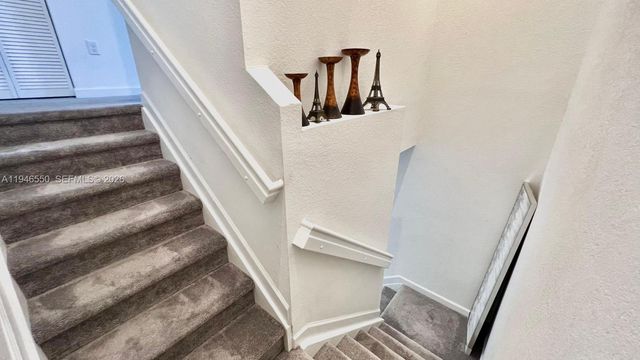 2677 SE 13th Court, Homestead, FL 33035