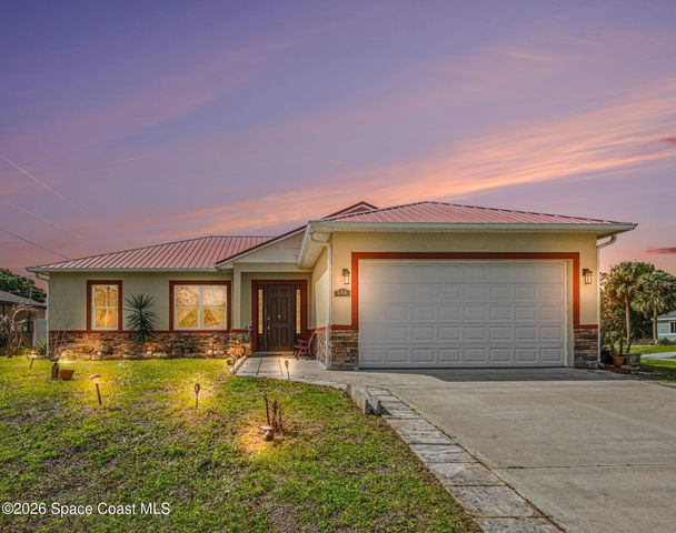 700 Cleaves Street SE, Palm Bay, FL 32909