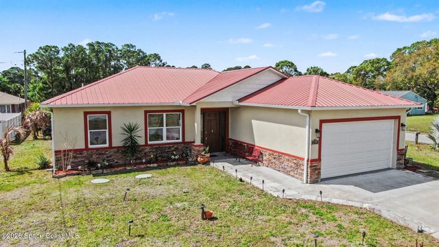 700 Cleaves Street SE, Palm Bay, FL 32909