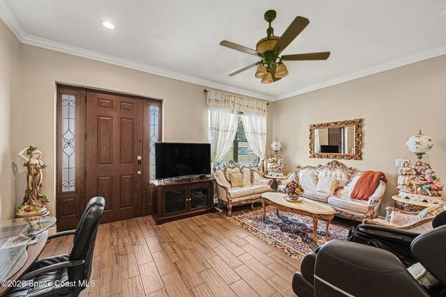 700 Cleaves Street SE, Palm Bay, FL 32909