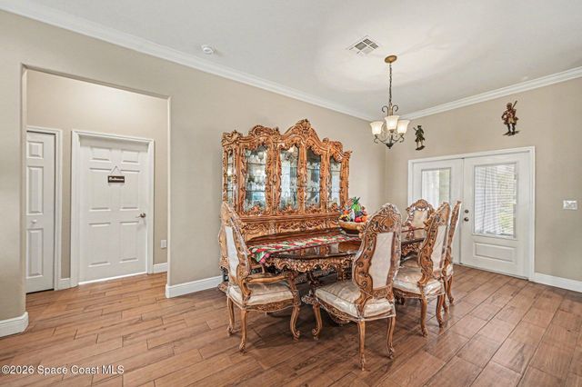 700 Cleaves Street SE, Palm Bay, FL 32909