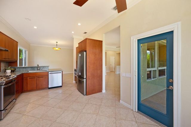 2335 Pioneer Ct, Rocklin, CA 95765