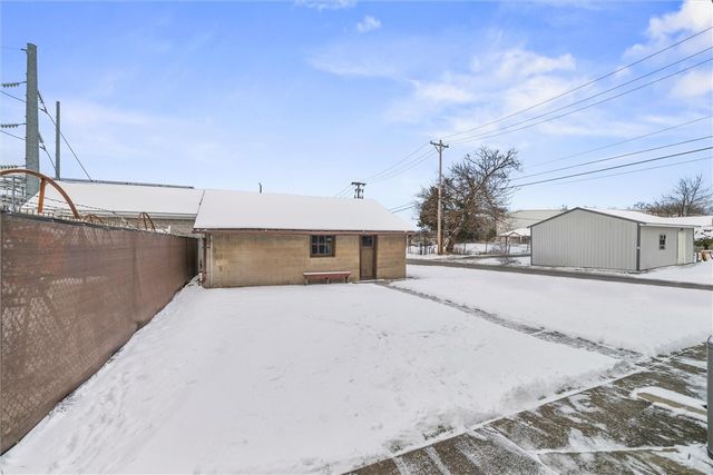 44 Franklin Avenue, Ellwood City, PA 16117