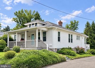 2438 AVONDALE AVE, Abington, PA 19001