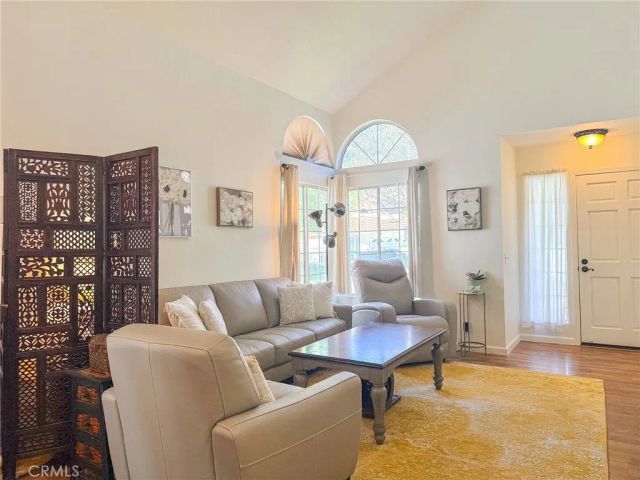 26676 Whippoorwill, Canyon Country, CA 91351