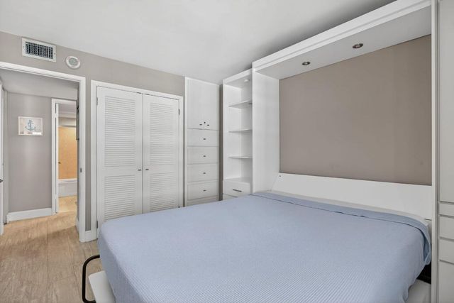 111 Briny Avenue 24-07, Pompano Beach, FL 33062