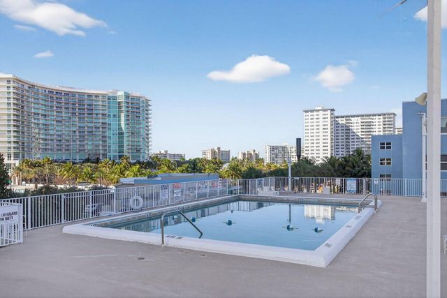 111 Briny Avenue 24-07, Pompano Beach, FL 33062