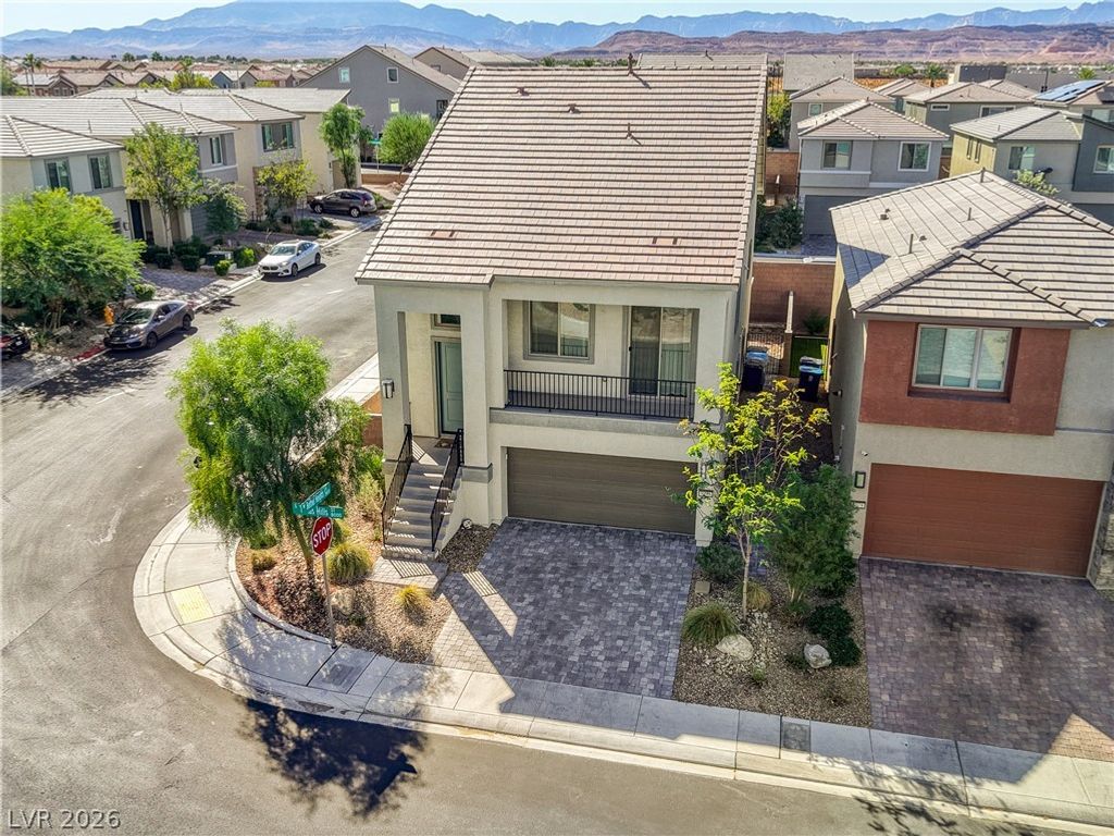 8085 Texas Hills Street, Las Vegas, NV 89113 — photo 2
