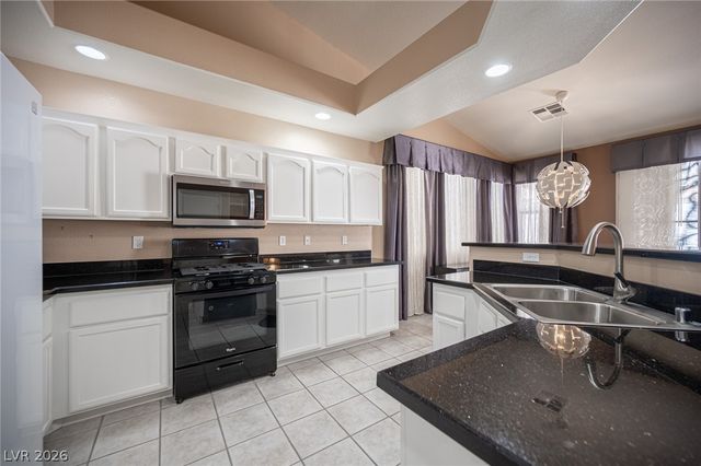 196 Teller Street, Henderson, NV 89074