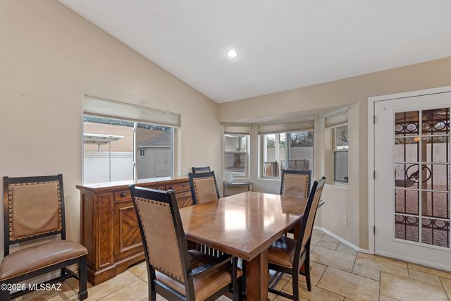 3782 W Meadow Briar Drive, Tucson, AZ 85741