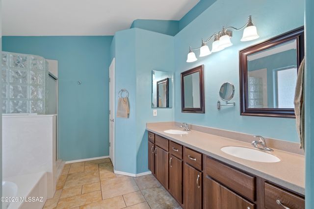 3782 W Meadow Briar Drive, Tucson, AZ 85741